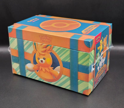 1 x Pokémon Paldea Adventure Chest / 🇬🇧
